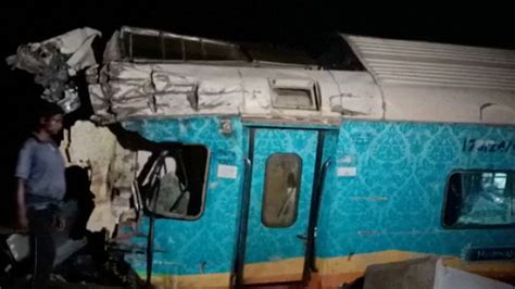 India: Moments after the deadly rail collision in India | World News ...