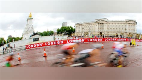 ITU unveils schedule for 2013 ITU World Triathlon Series • World Triathlon