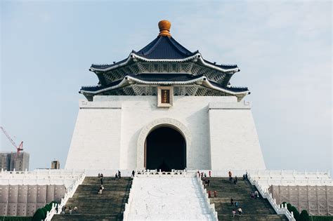 Chiang Kai-shek Memorial Hall • VIARAMI