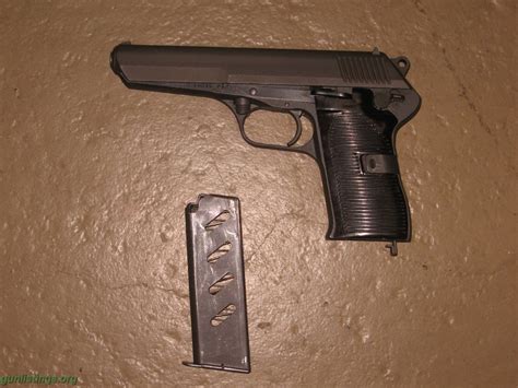 Gunlistings.org - Pistols CZ 52