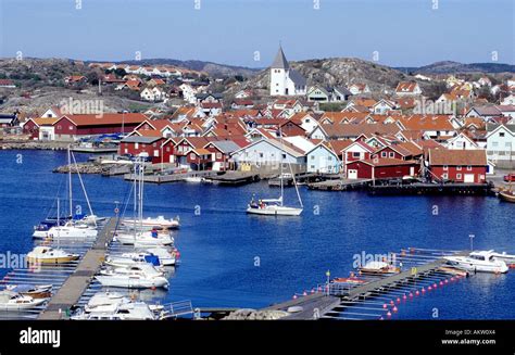 Village of Skärhamn on island of Tjorn on West Coast of Sweden Stock Photo - Alamy