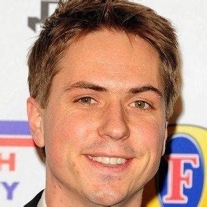 Joe Thomas (TV Actor) - Age, Family, Bio | Famous Birthdays