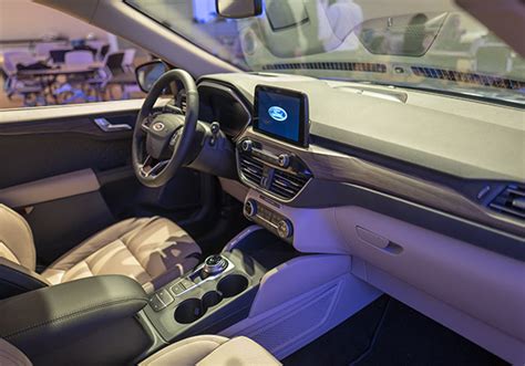 Burlappcar: More pictures of the 2020 Ford Escape interior