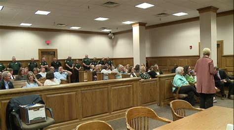 Officials sworn in Friday at Madison County Criminal Justice Complex - WBBJ TV