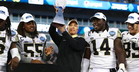 Former Wake Forest Football Players sign NFL contracts - Blogger So Dear