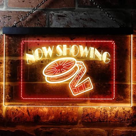 22 Neon Signs That Elevate Any Dorm Room, Bar or Store | SPY