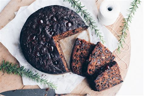 Tips for making Christmas fruit cake | Australia's Best Recipes