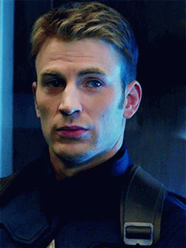 Chris Evans Captain America GIF - ChrisEvans CaptainAmerica Handsome - Discover & Share GIFs