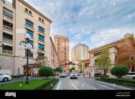 Medina Central Pearl Qatar Doha Stock Photo - Alamy