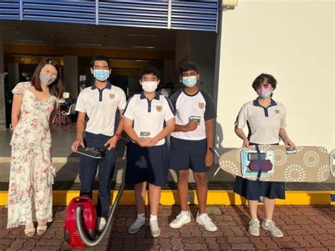 Temasek Secondary School Has 'Anything But A Bag' Day, Rewards Students For Creative Backpack ...