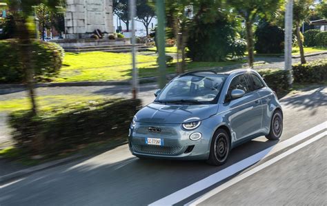 Fiat Reveals Plans to Have All-Electric Vehicle Lineup by 2030