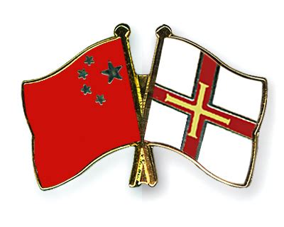 Crossed Flag Pins China-Guernsey Flags