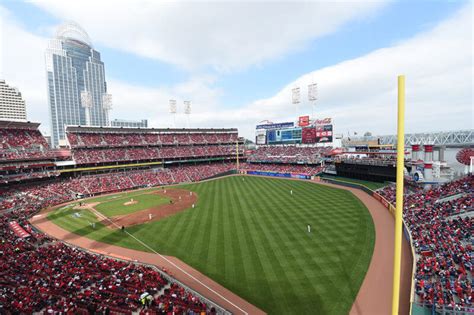 Reds Baseball Game Date Ideas | Date Night Cincinnati