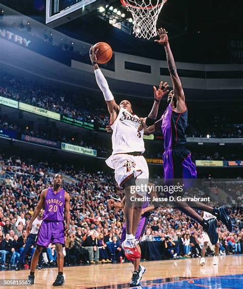 Allen Iverson 2001 Raptors Photos and Premium High Res Pictures - Getty ...