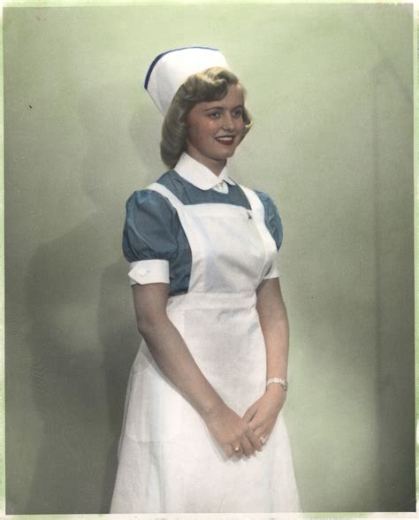 National Nurses' Uniforms Of 1950 - Flashbak