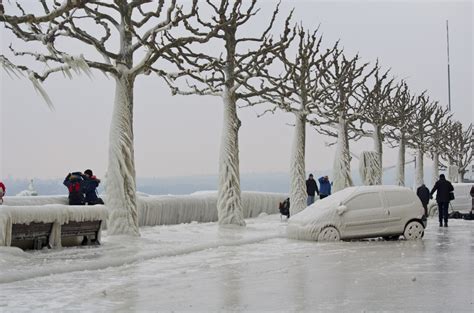 30 Amazing Ice Storm Photography