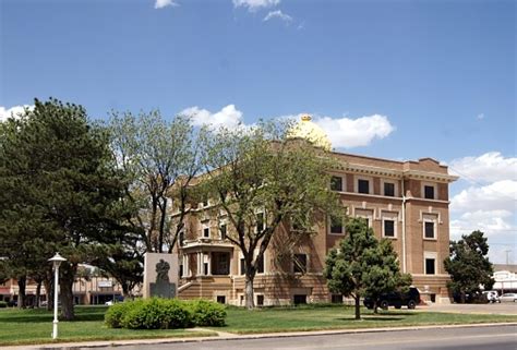 Hale County Courthouse Stock Photo - Download Image Now - iStock