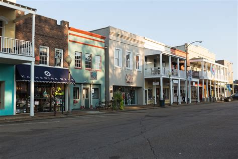 EAT, STAY, PLAY: OXFORD - Visit Mississippi