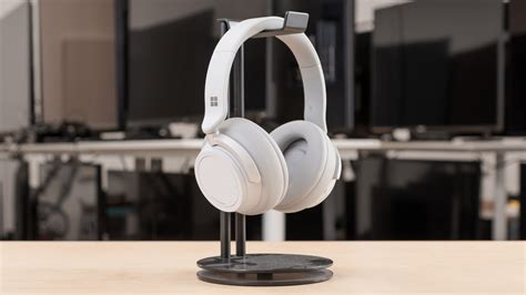 Microsoft Surface Headphones 2 Wireless Review - RTINGS.com