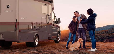 The Best RVs for Large Families | La Mesa RV | RecVan