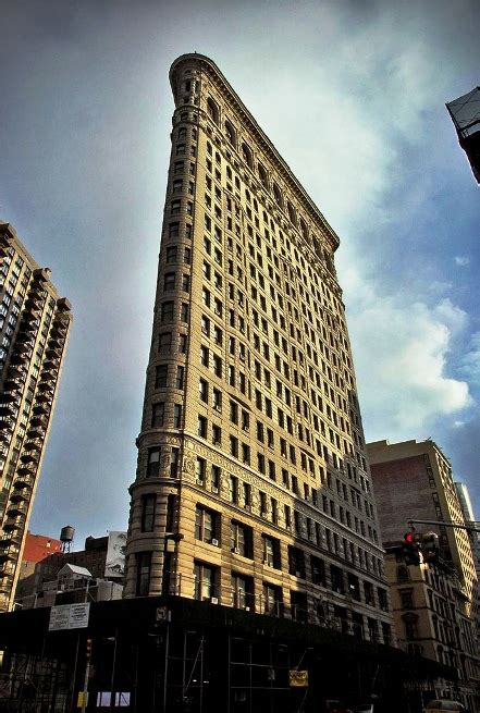 Famous Buildings Of The World: Flatiron Building New York