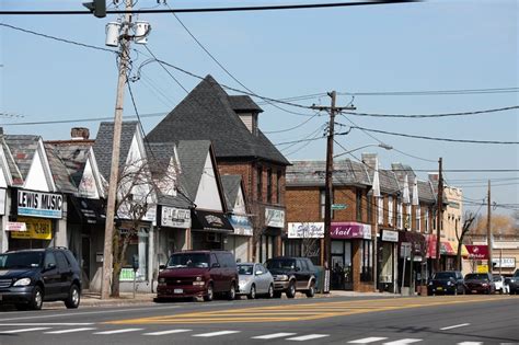 Mineola is True to Its Name—a Pleasant Village - WSJ