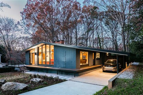 A Mid-Century Modern Recreation: Ocotea House Renovation in Raleigh