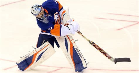 Islanders to buy out Rick DiPietro's contract