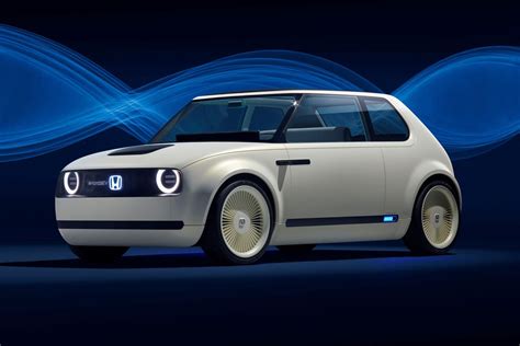 Honda hops on solid-state battery bandwagon - CNET