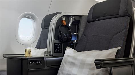 SAS rolls out its new A321LR Business Class cabin - BusinessClass.com