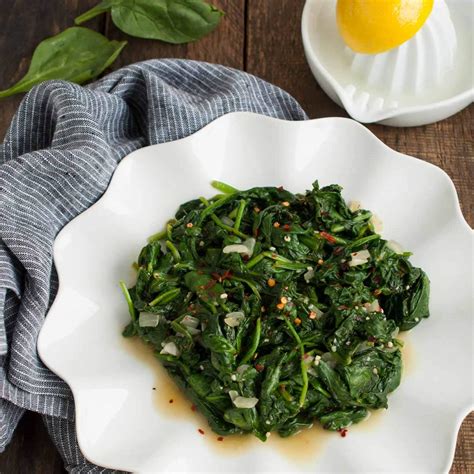 Easy Sauteed Spinach - Feasting not Fasting