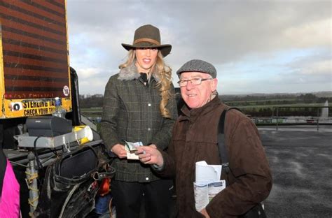 SLIDESHOW: Limerick Racecourse and Mr Binman launch Christmas Racing Festival - Photo 1 of 11 ...