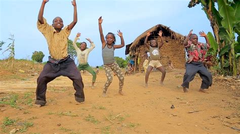 Masaka Kids Africana Dancing Serebu By Eddy Kenzo | African music, Dance, Kids dance