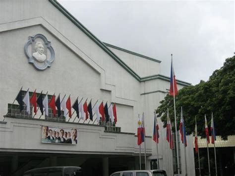 University of St. La Salle - Bacolod La Salle Avenue