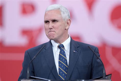 Mike Pence Biography, Age, Weight, Height, Friend, Like, Affairs ...