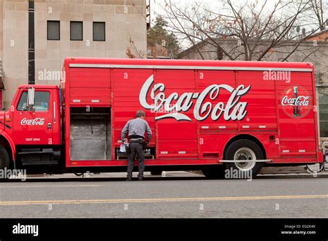 Coca cola delivery truck hi-res stock photography and images - Alamy