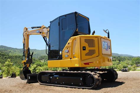 Choosing the Right Caterpillar Excavator Model for Your Business