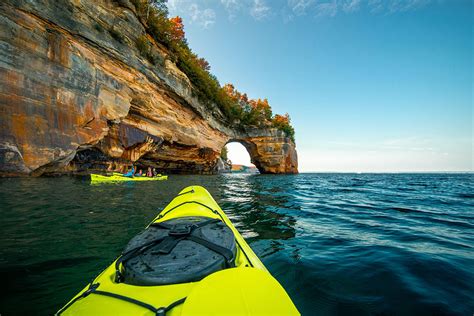 The Best Ways to Experience the Fall Season around Pictured Rocks : Pictured Rocks Cruises