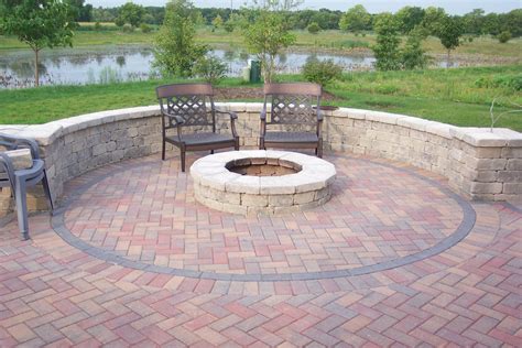 Brick Patio Ideas With Fire Pit | FIREPLACE DESIGN IDEAS