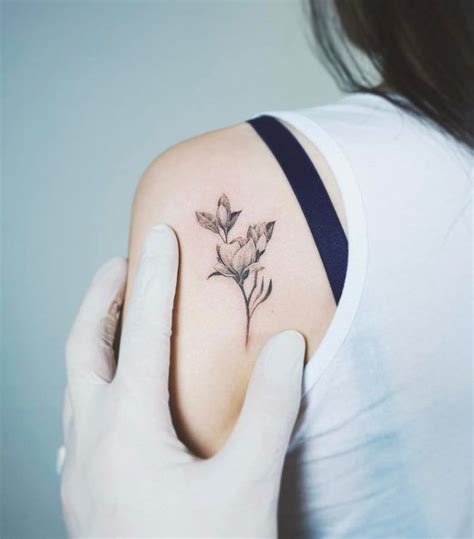 35 Lovely Magnolia Tattoo Designs | Amazing Tattoo Ideas | Magnolia tattoo, Cool tattoos, Tattoos