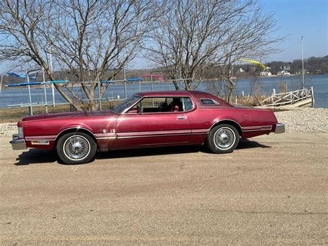 1976 Ford Thunderbird | Classic & Collector Cars