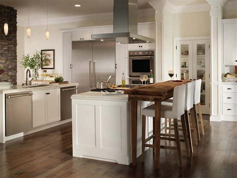 Kitchen Color Schemes - Bertch Cabinet Manufacturing