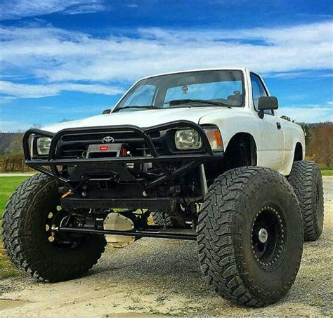 Pin by Nicholas Baldwin on Custom Toyota's | Toyota trucks 4x4, Toyota pickup 4x4, Truck bumpers