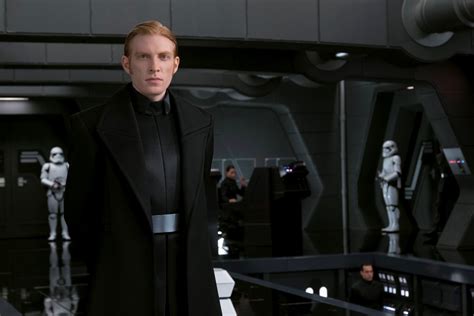 "Star Wars 9" : Domhnall Gleeson (Général Hux) surpris par le scénario