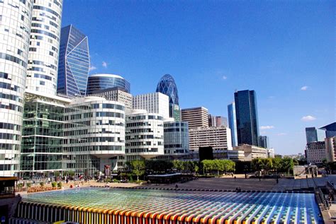 La Défense in Paris, Europe's largest business district - French Moments