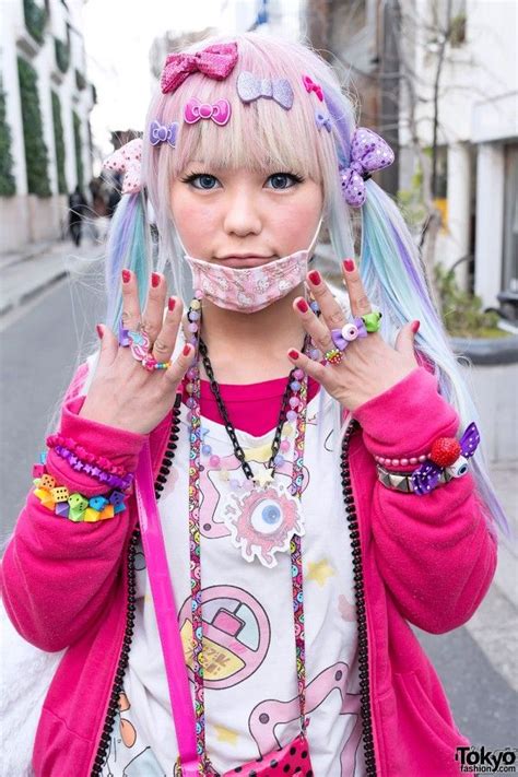 Colorful & Kawaii Decora Girls on Cat Street in Harajuku | Harajuku fashion street, Japan ...