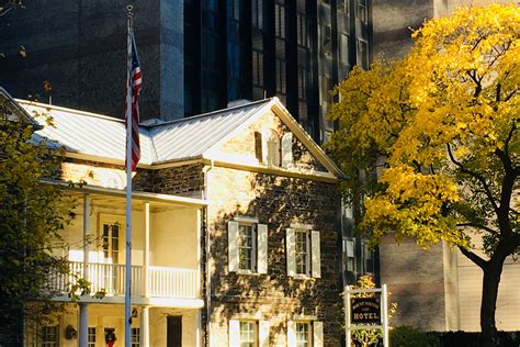 Mount Vernon Hotel Museum - The Colonial Dames of America