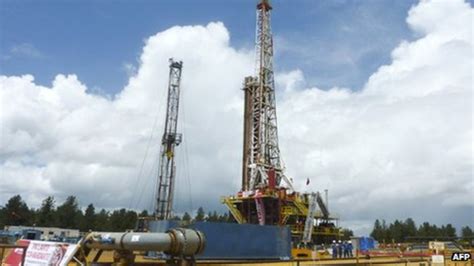 Venezuela’s fall leaves world’s richest oil reserves tapped by a single rig