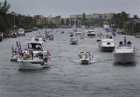 PHOTOS: Trump Boat Parade | KTXS