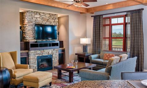 Wyndham Great Smokies Lodge / 2 Bedroom Presidential Golf View - Travel Tips & Picks